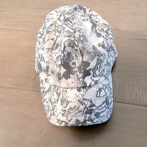 Under Armor Cap Black White Gray